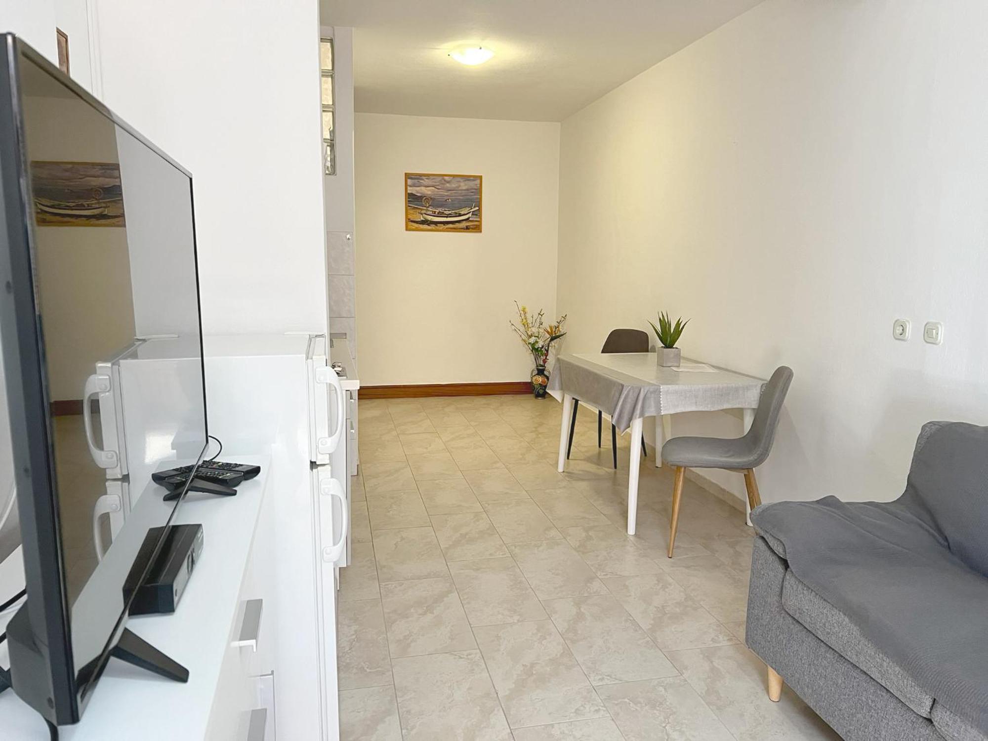 Apartments Ares ロヴィニ エクステリア 写真