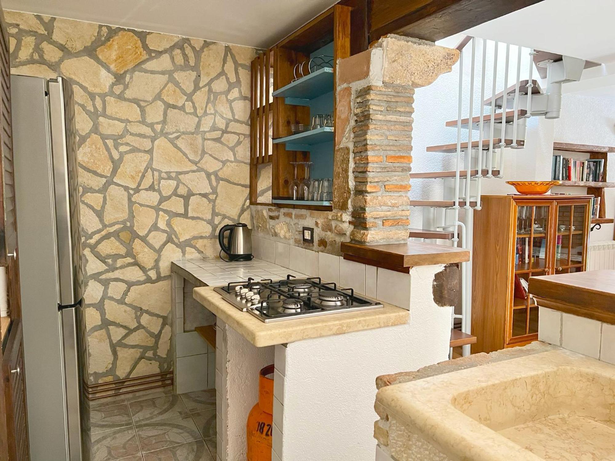 Apartments Ares ロヴィニ エクステリア 写真